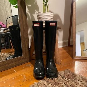 Hunter Boots (size 8)